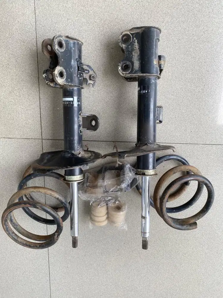 Shock dan per depan avanza 2006-2011