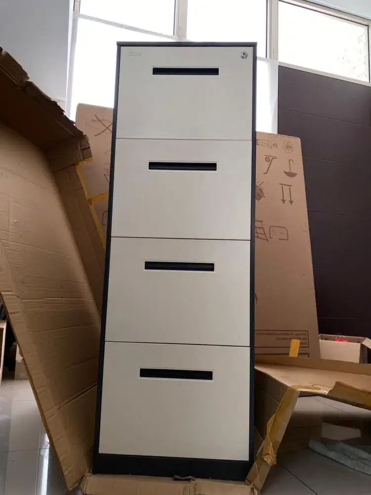 Lemari Besi Arsip Kantor SAN DENALI 4 Laci