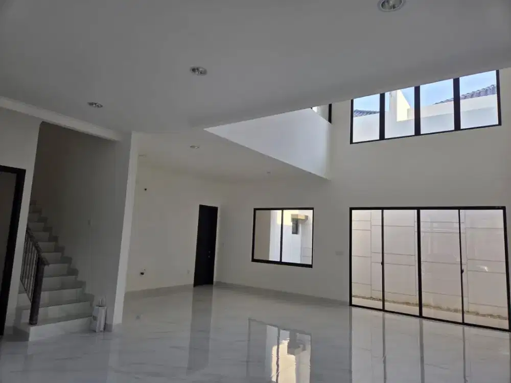 Sewa Rumah Eksklusif Pasir Putih Pik 2 Uk 10x20 Brand New