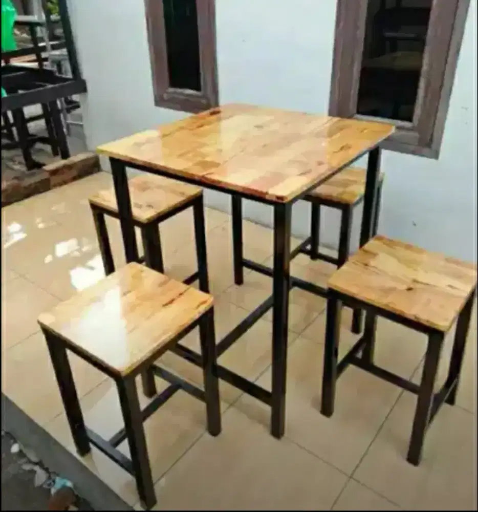 Meja cafe jati Belanda