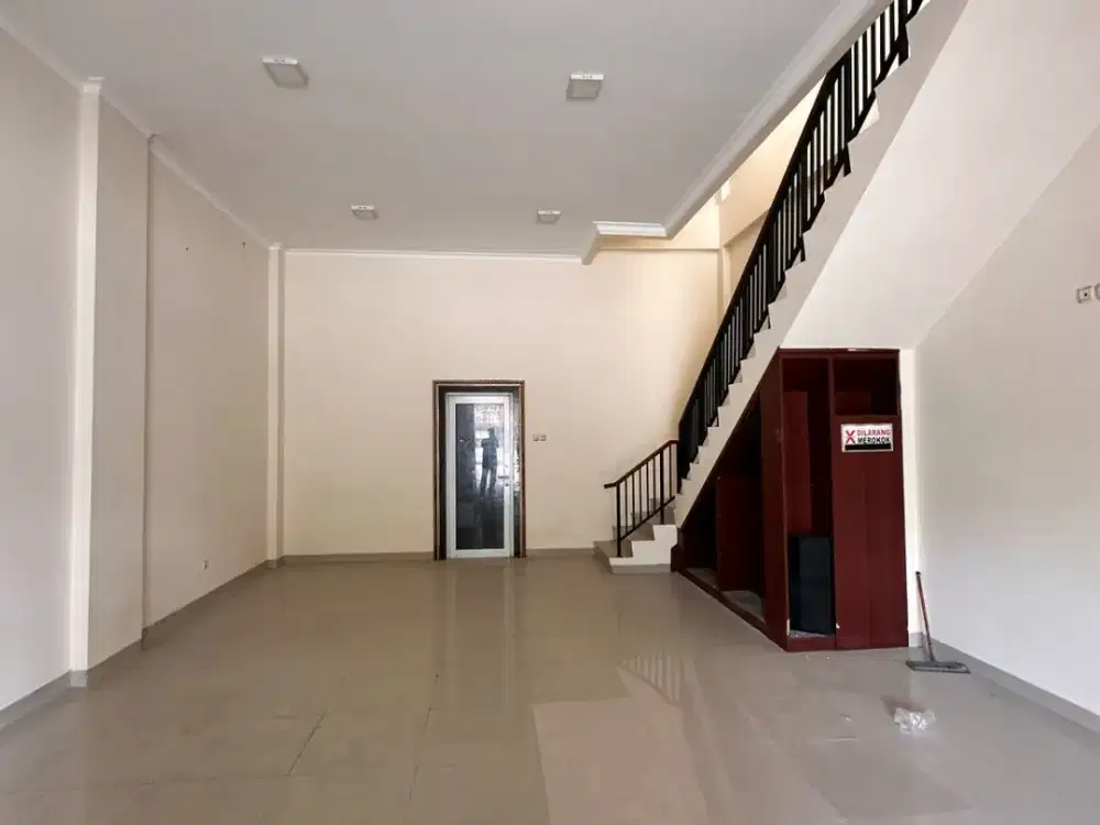 Dijual Ruko Strategis di Cluster Emerald Boulevard – SHGB On Hand. Segera Miliki!