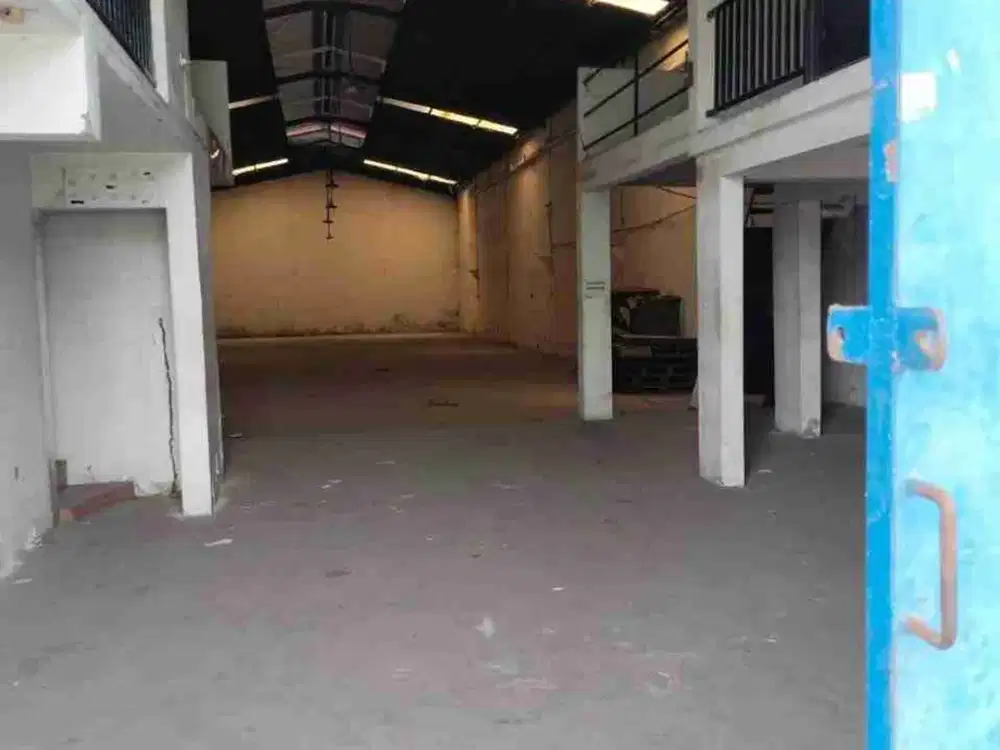 Disewakan Gudang Margomulyo Permai