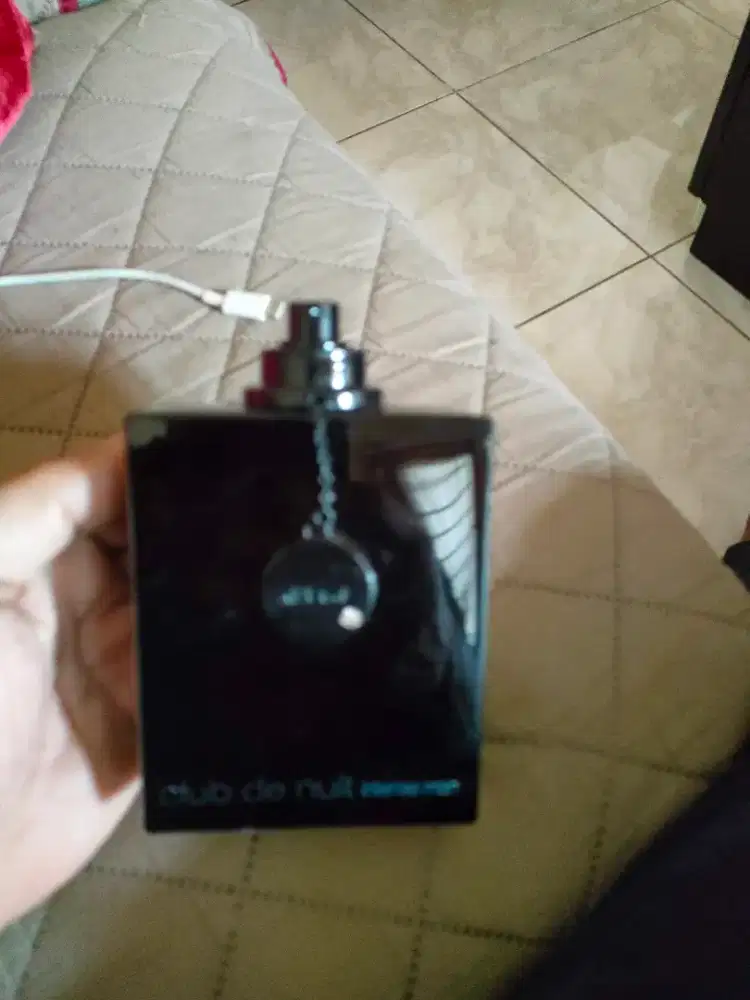 Botol minyak wangi creed