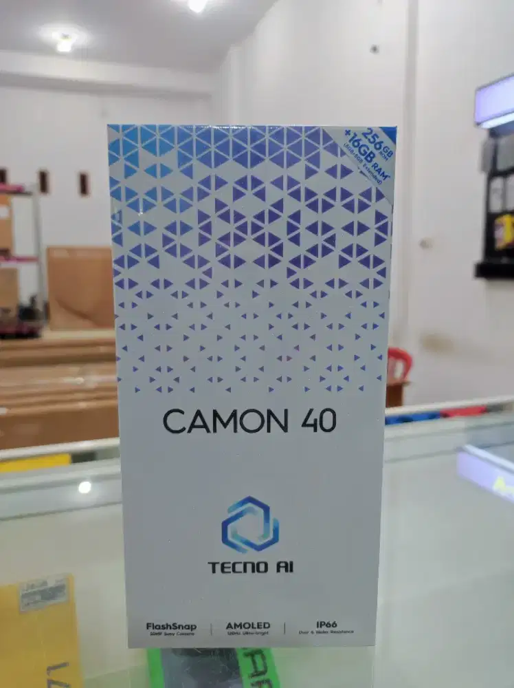 Tecno camon 40 ram 8 rom 256gb amoled