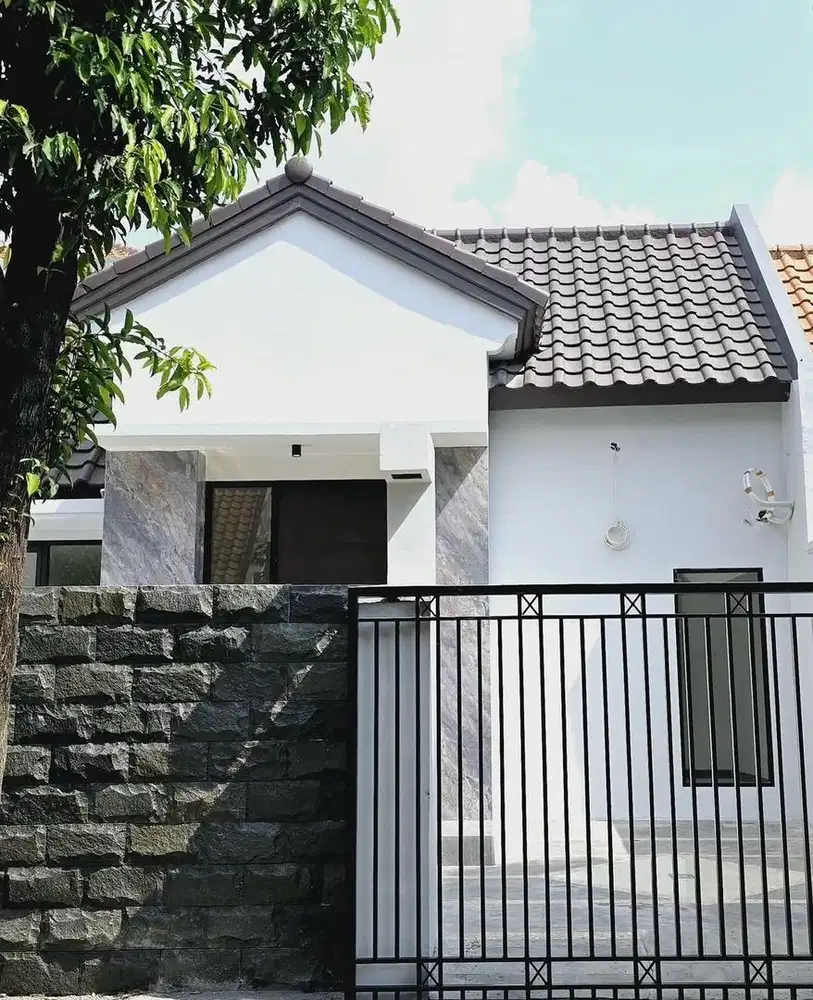 Dijual rumah gress full renov Citraland-Taman Puspa Raya