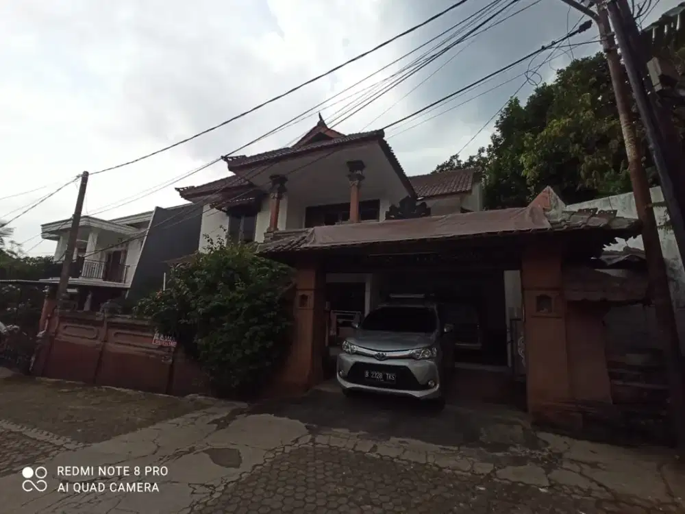 dijual rumah di dalam komplek pondok kuwera