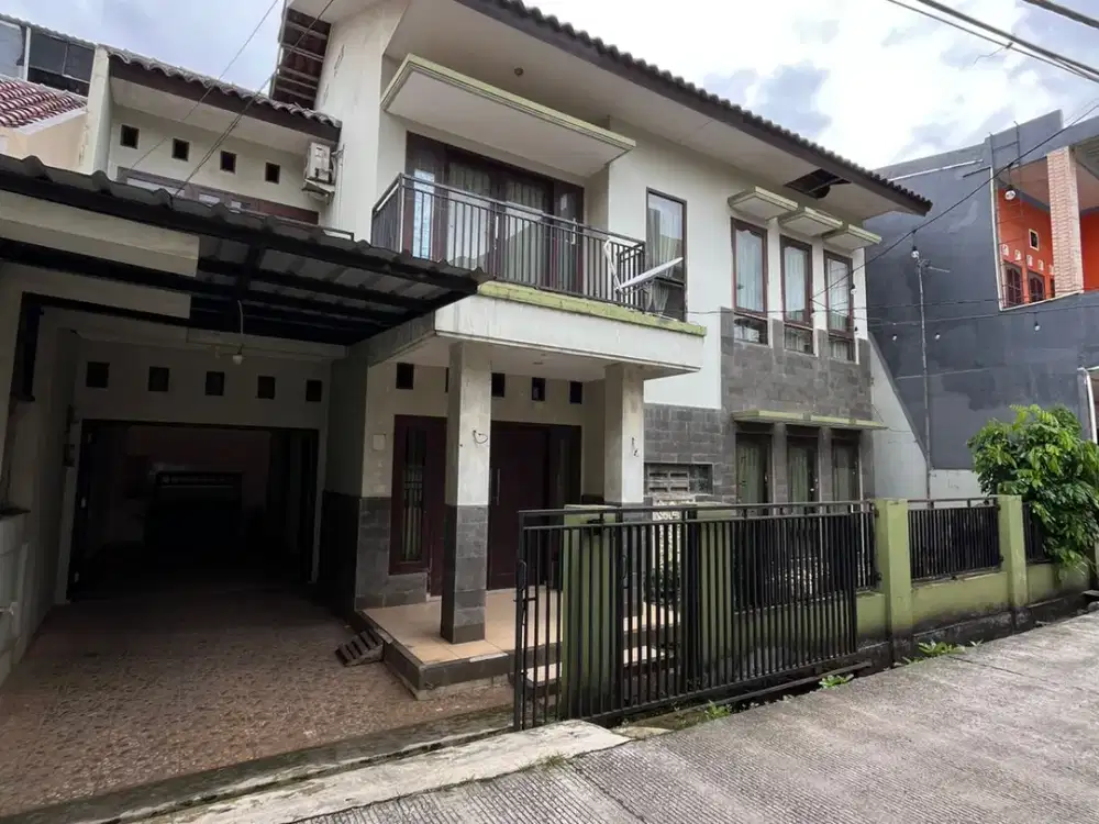 Dijual Cepat Rumah Beserta Usaha Kost2an di Perumahan Setu Indah, Cipayung, Jakarta Timur. Dekat Cilangkap