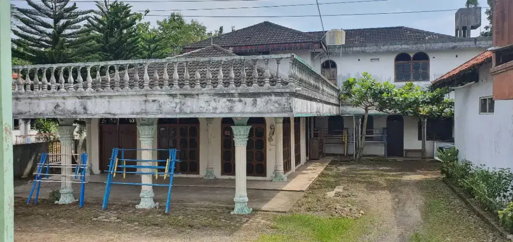 RUMAH 2 LANTAI PINGGIR JALAN PROPINSI