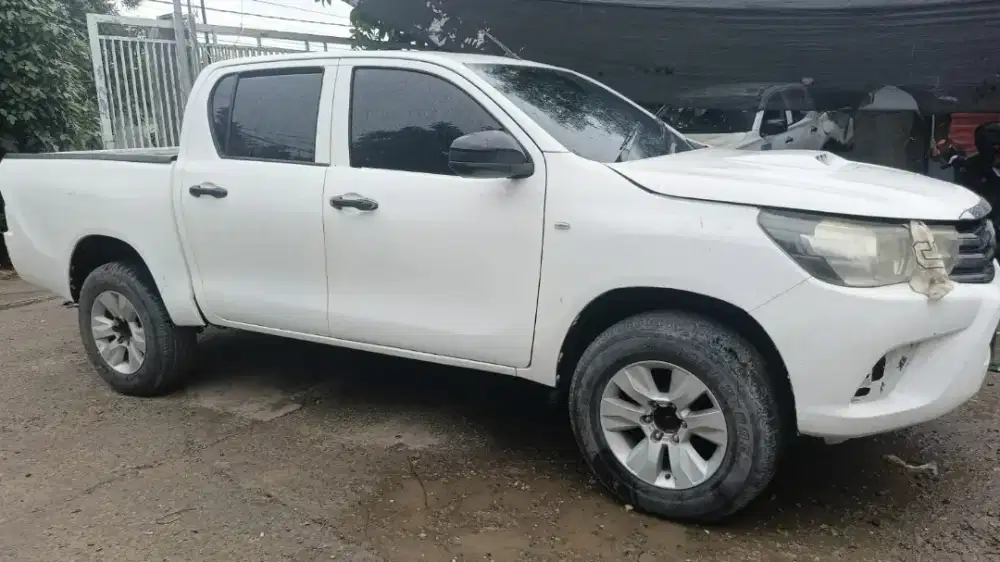 HILUX Revo 2015 mesin sehat