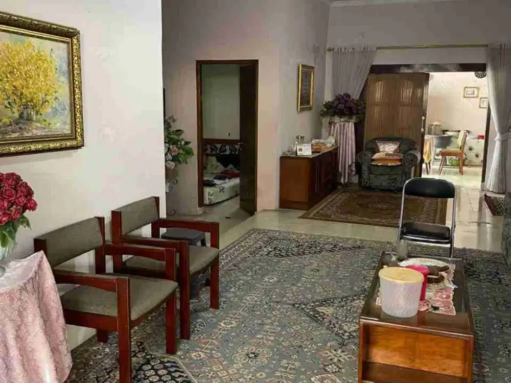 Rumah Bagus Nyaman Luas Dalam Kota Solo