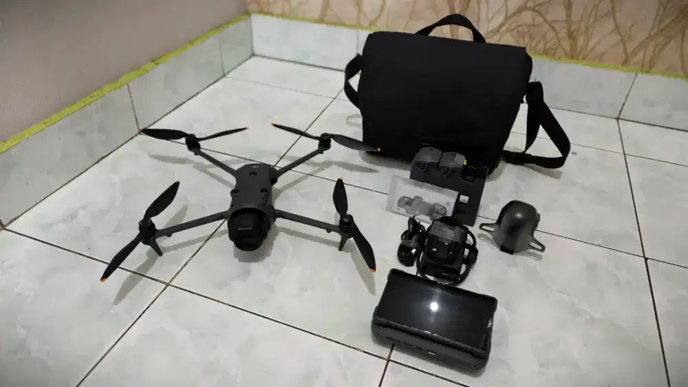 DJI Mavic 4 Pro Combo (RC Pro 2)