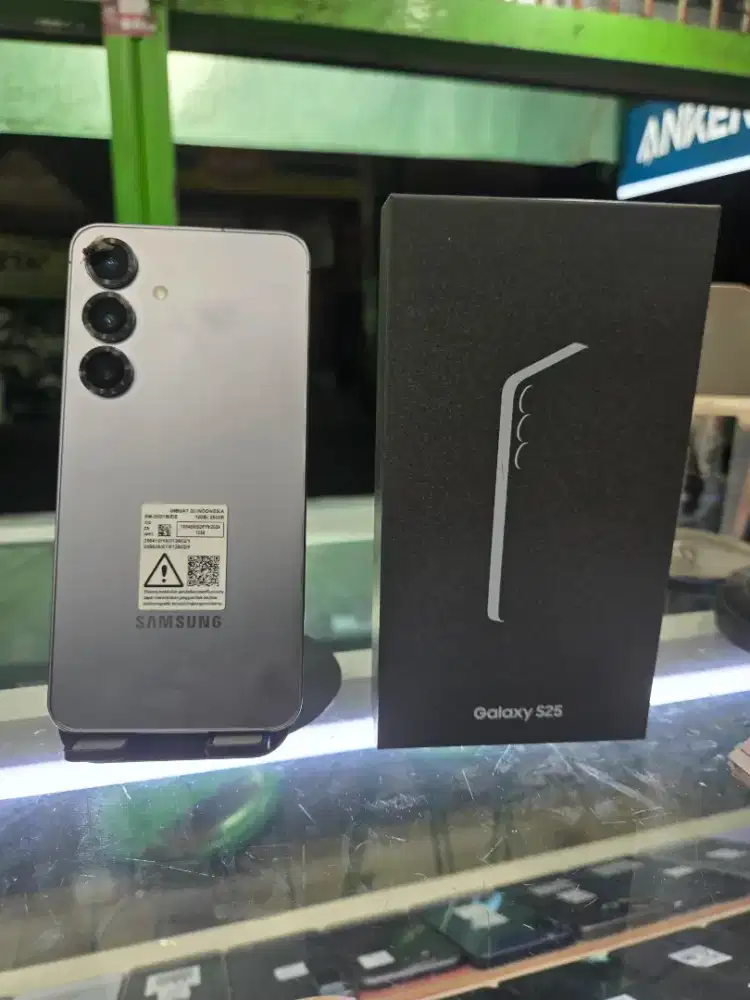 Samsung S25 Basic 8/256 Like New,Open Dos Book Aja,Garansi Panjang