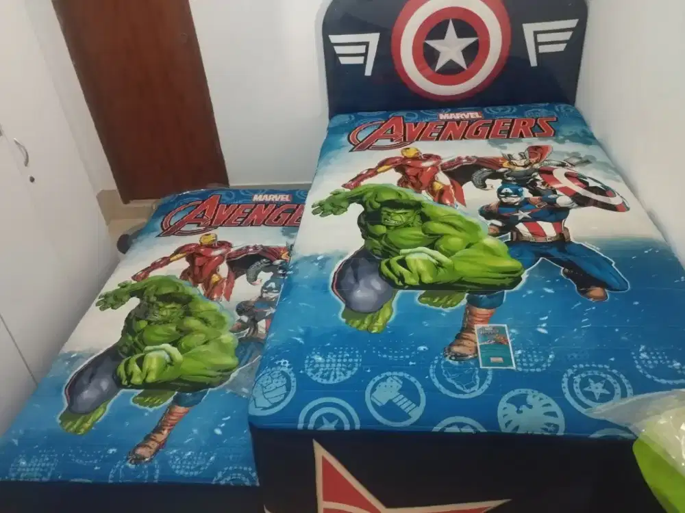 Tempat tidur captain america 120×200  2 tempat tidur.
