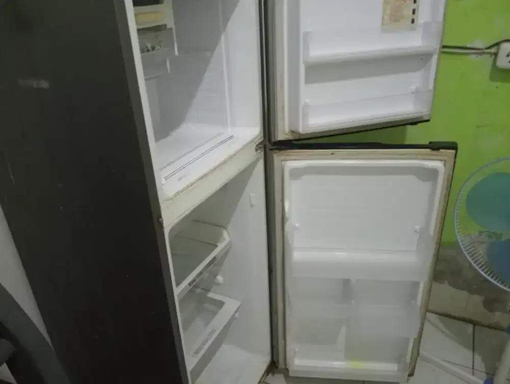 kulkas 2021 -2025,dua pintu