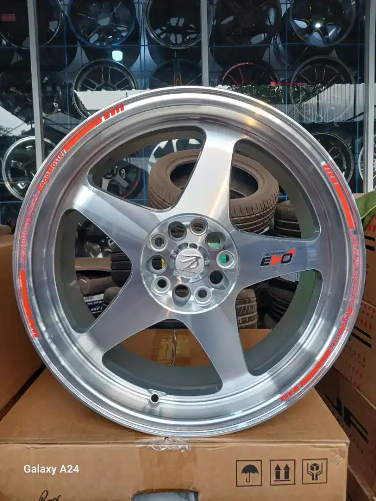 Velg evo regamaster ring 18 lebar 8,5 pcd 5x114,3 ET 40 crv civic