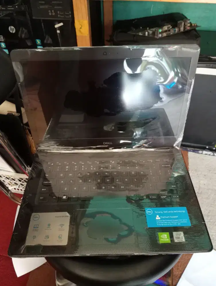 Leptop Dell Inspiron 3493 G7