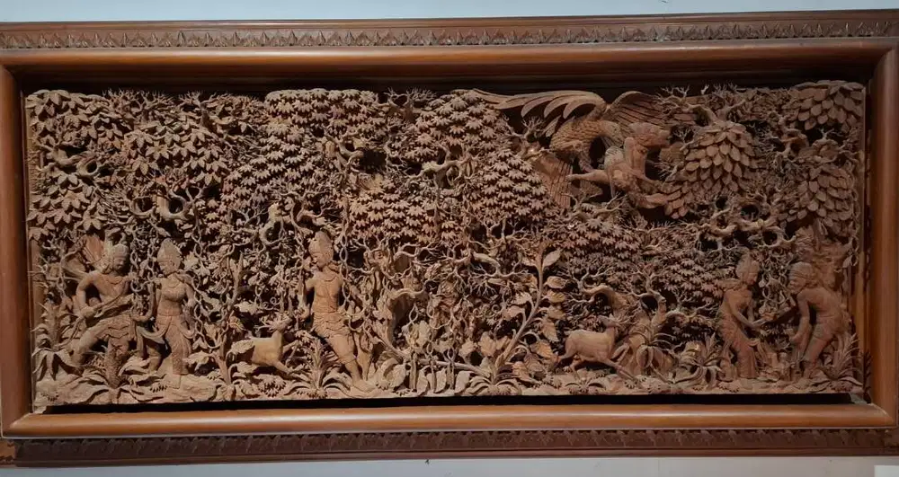 Hiasan Relief 3D Kayu Jati Ramayana