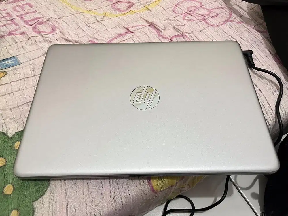 Laptop HP 240 G9