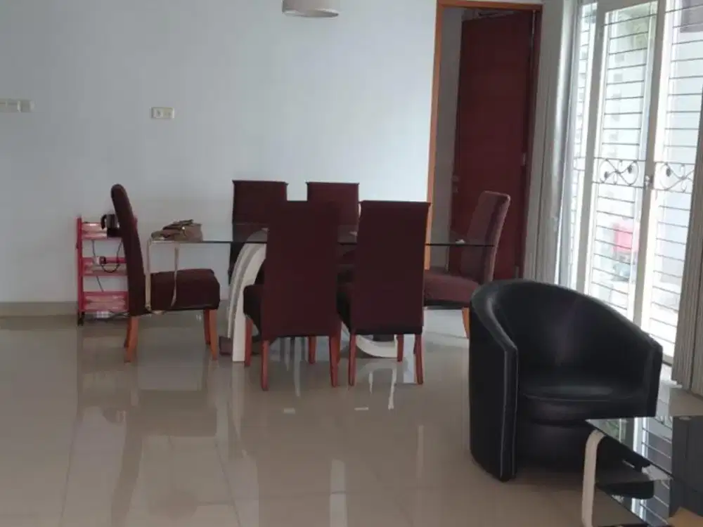 Di Jual Rumah di Taman Ubud Estate, Lippo Karawaci - Tangerang