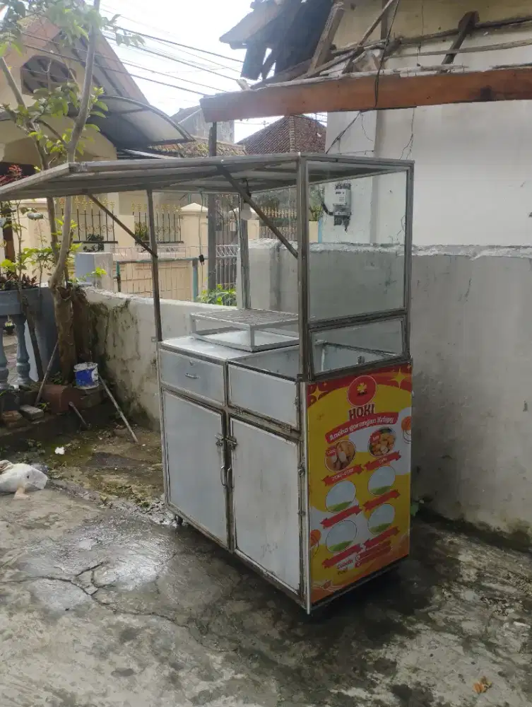 Rombong Bekas Full Kaca