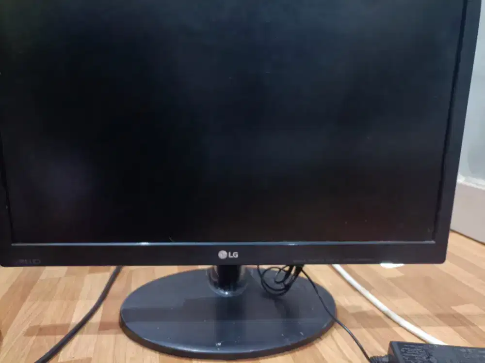 LED Monitor LG 20MP 38 HQ IPS 20''