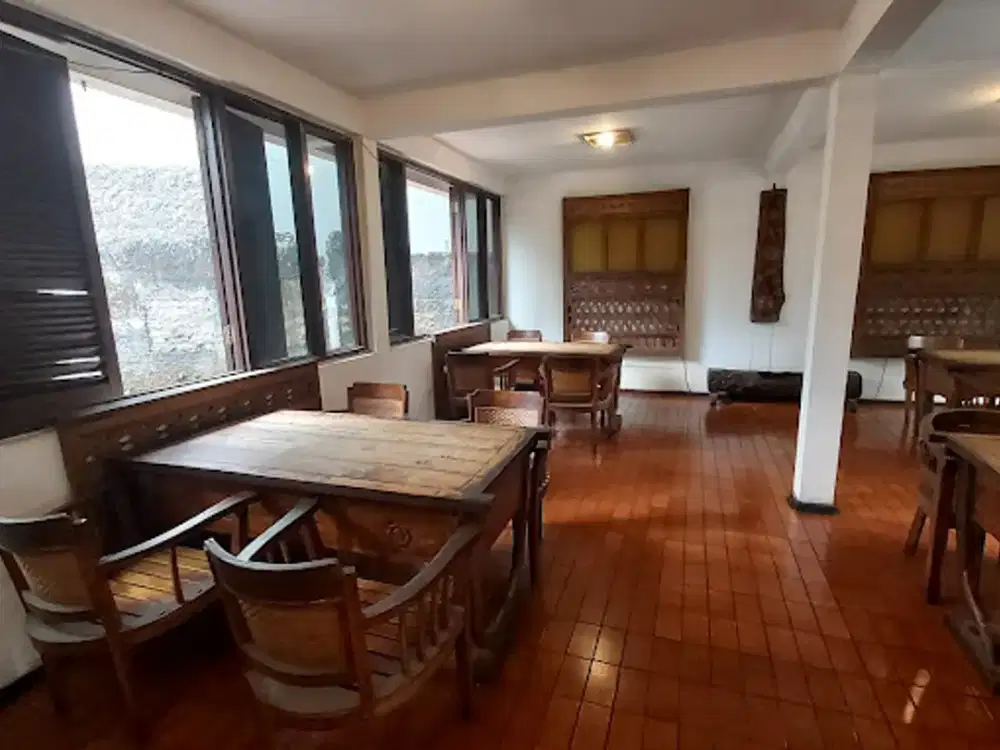 Disewakan Tempat Usaha Strategis di Djunjunan Pasteur Bandung Kota