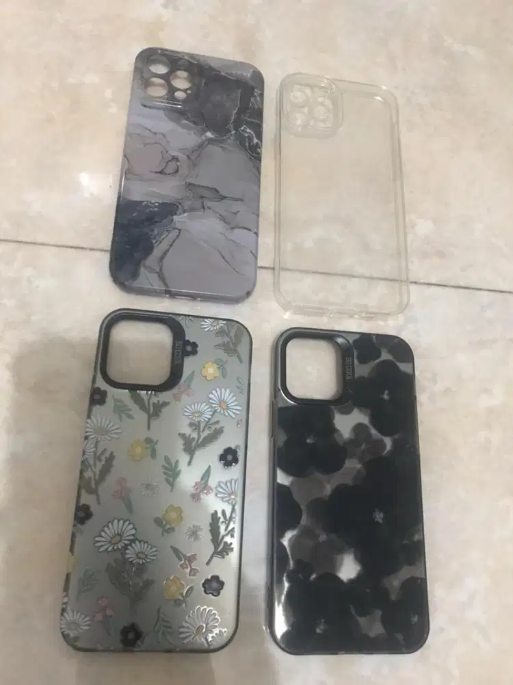 Casing Softcase Iphone 12 pro baru