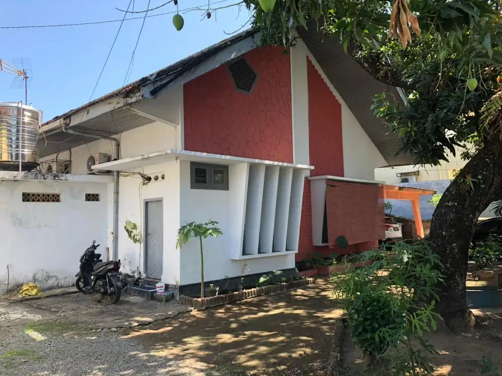 DIJUAL RUMAH TINGGAL JL. ANDI MAPPANYUKKI MAKASSAR