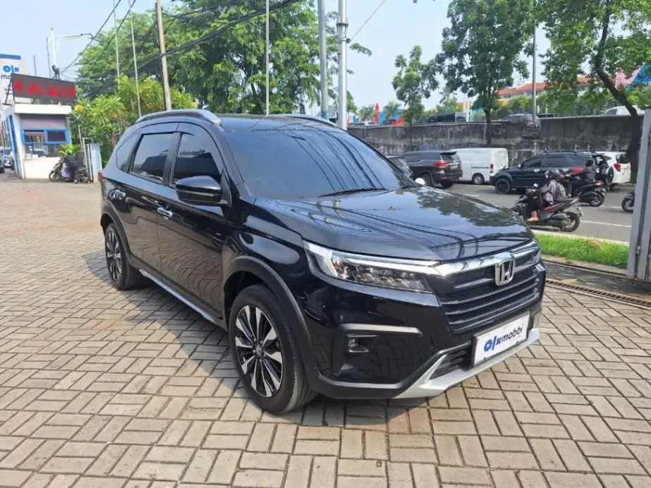 DP 5% Honda BR-V 1.5 Prestige Bensin-AT 2023 DKY
