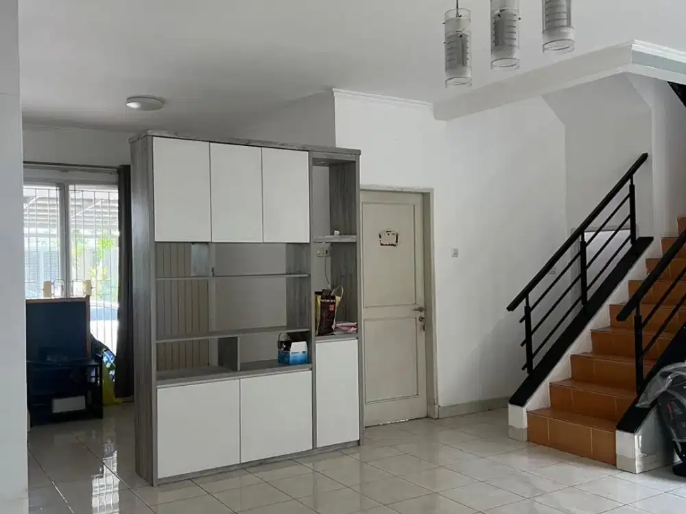 Rumah Standard Lingkungan Asri Delatinos BSD city