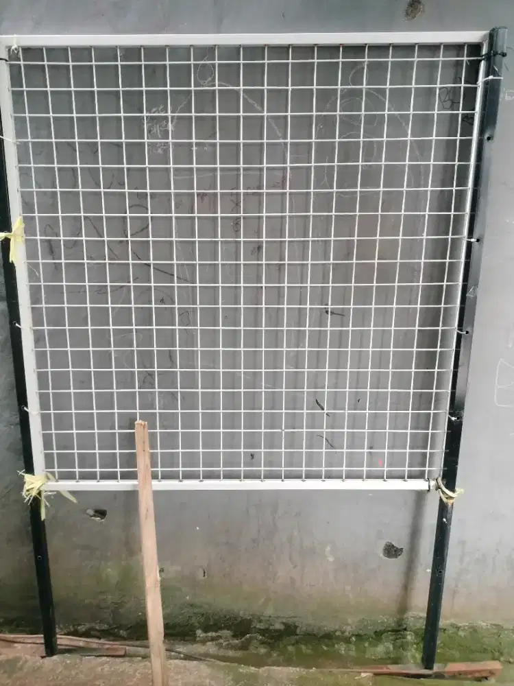 Rak gantungan jualan