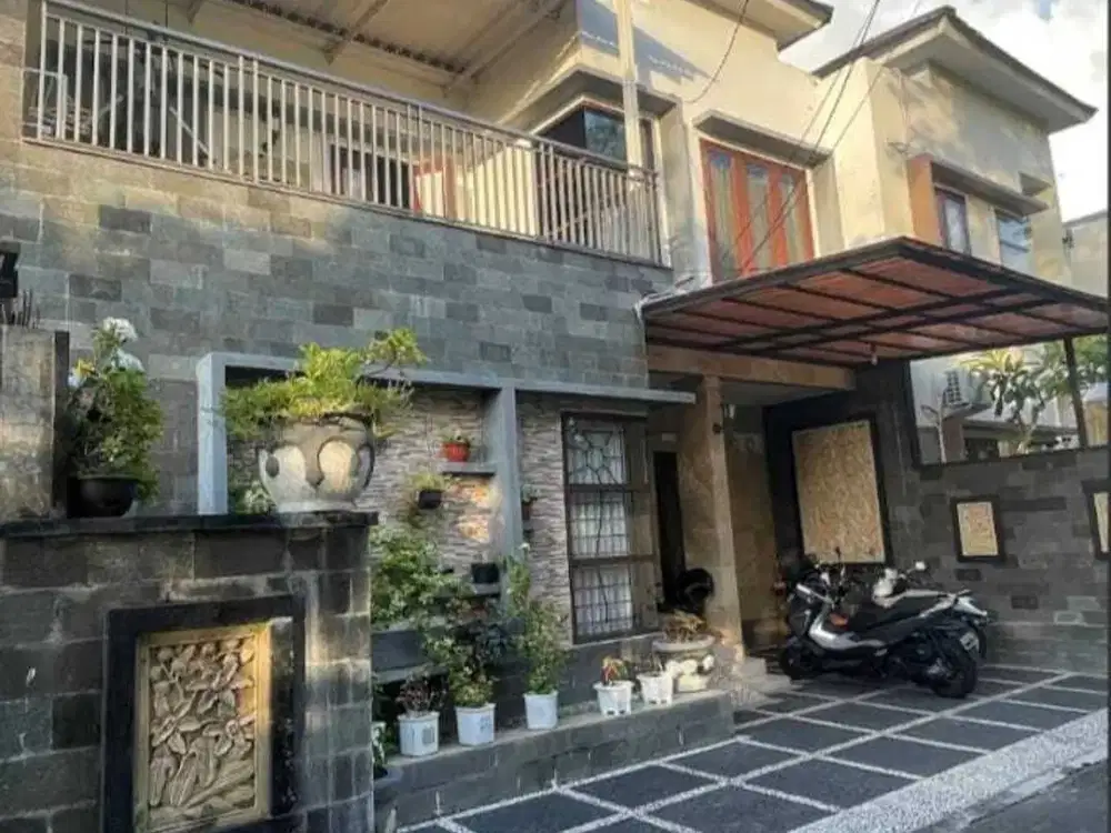 VILLA 3 LANTAI Di Kawasan Elit Nusa Dua Bali Special Full Furnish.