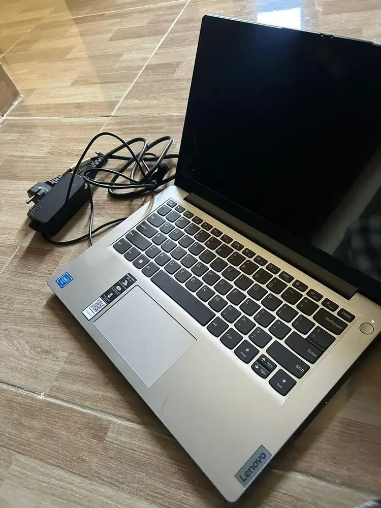 Lenovo Ideapad Slim 1