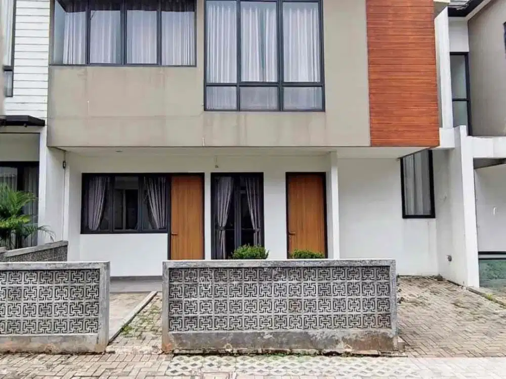 Townhouse di Bintaro, Tangerang Selatan
Modern Minimalis