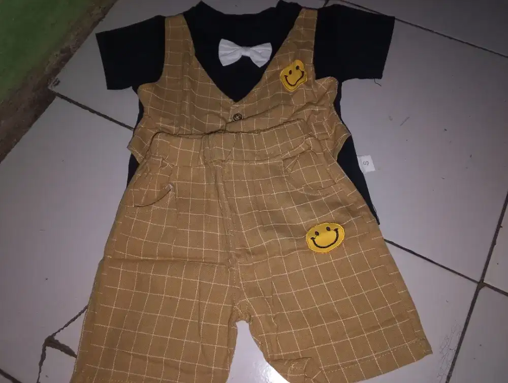 Rompi baju pesta anak laki laki