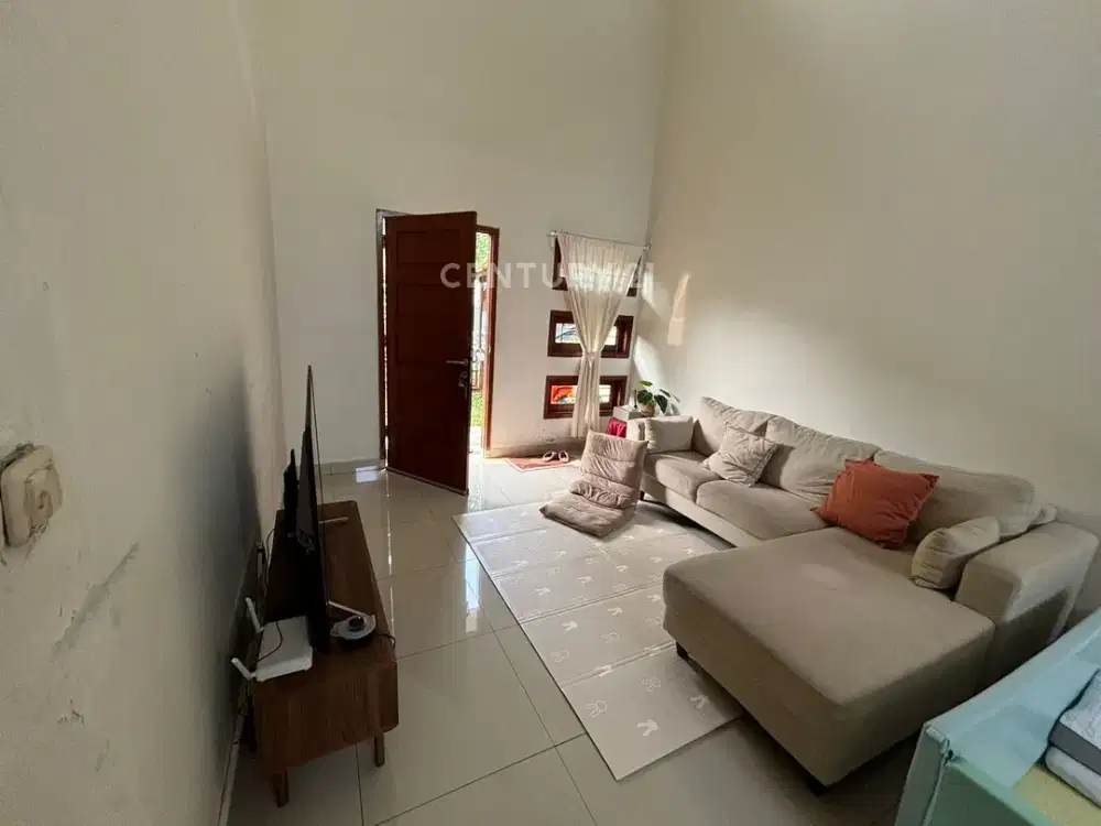 Rumah Asri Siap Huni Di Alam Sutera EF17043