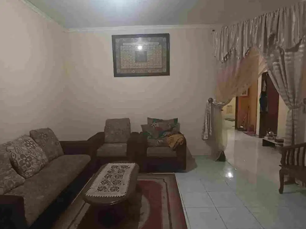 Di Jual rumah di Bulusidokare