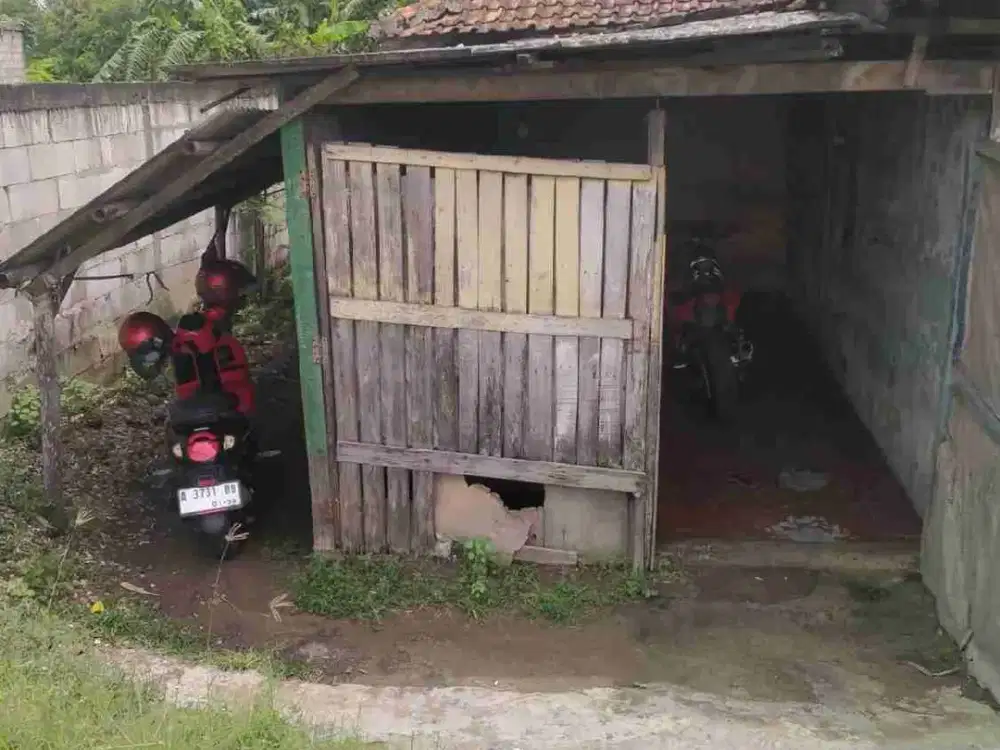 Tanah 100 meter Pinggir Jalan Nasional Serang Jakarta di Kragilan