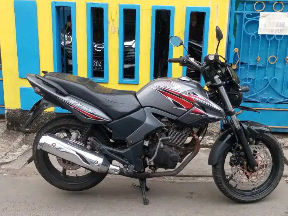 Honda Tiger Revo halus siap touring