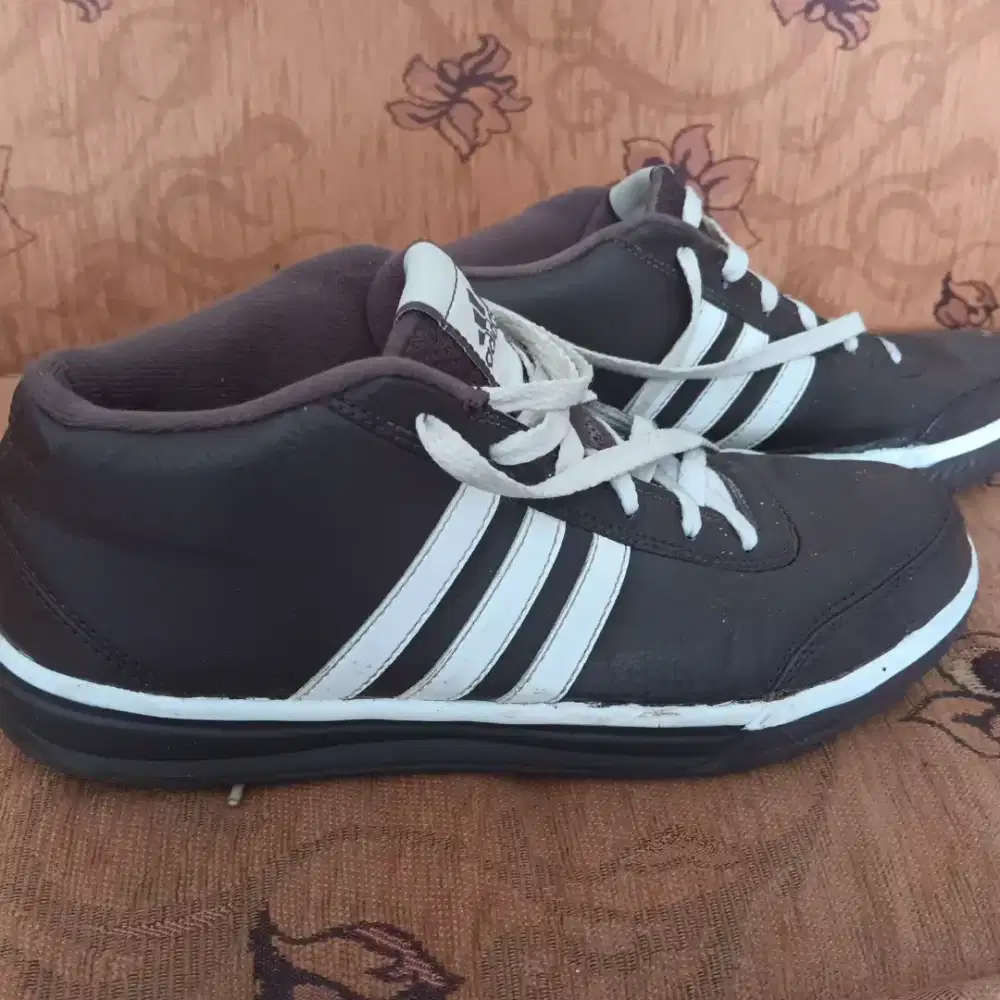 Adidas casual original