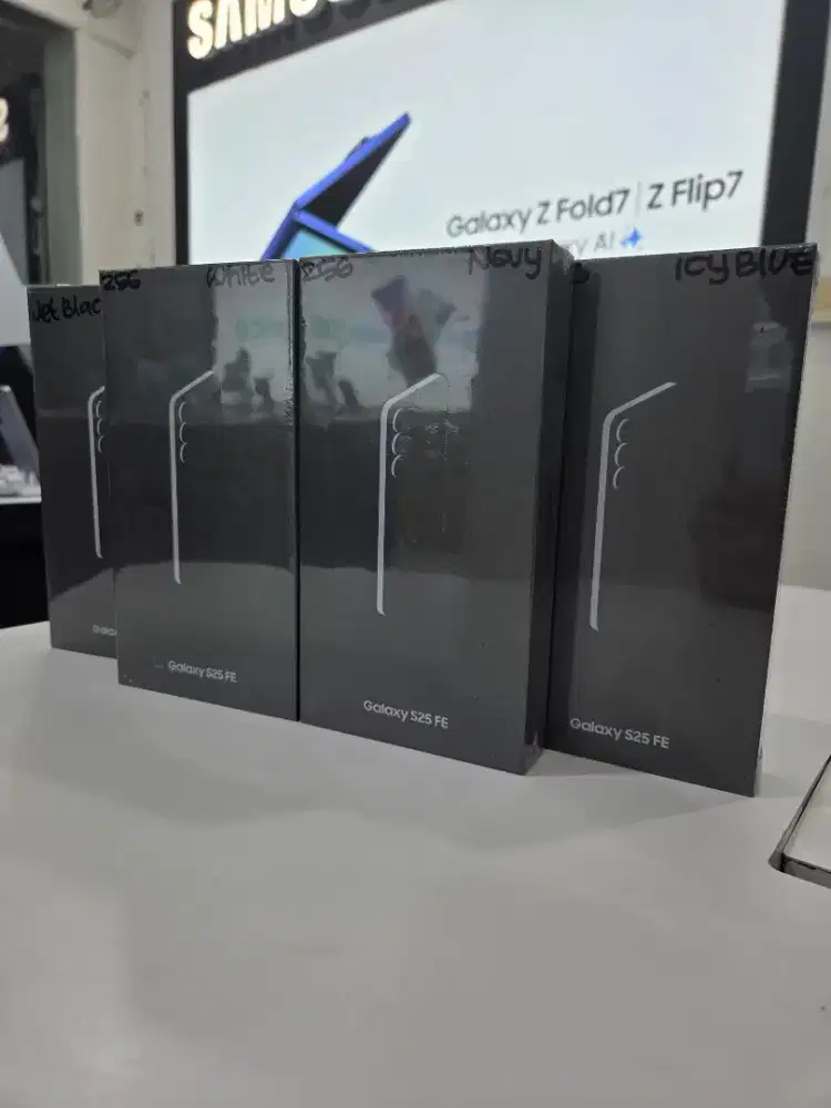 SAMSUNG GALAXY S25 FE