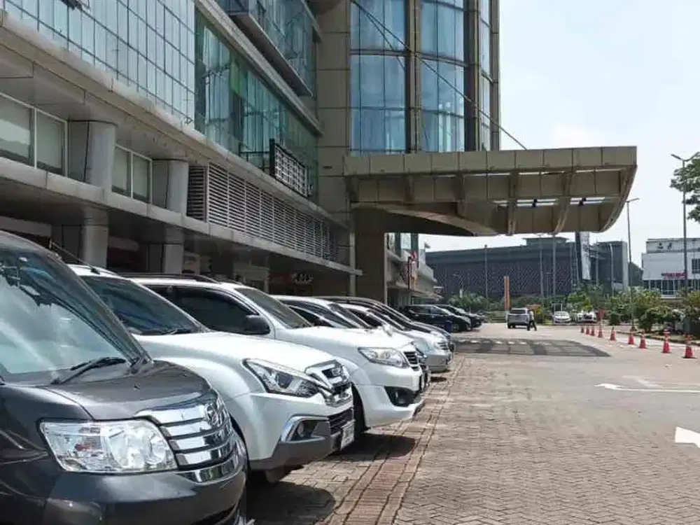 Ruko ITC BSD deretan PIZZA HUT 3 Lantai Hadap Selatan