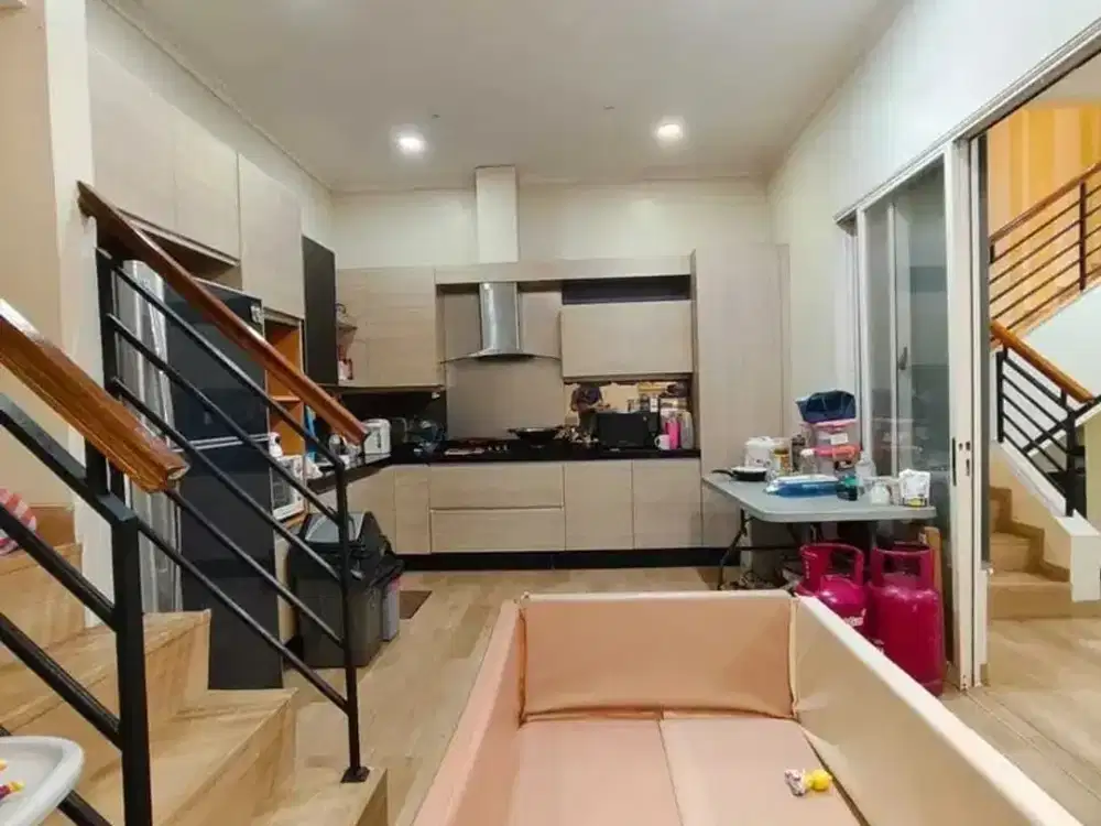 Rumah 2 Lantai The Springs Canary Gading Serpong BSD City Tangerang C