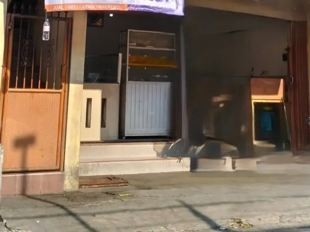 Di jual Ruko baru di Pademangan, cocok untuk dagang, lebar 7m.