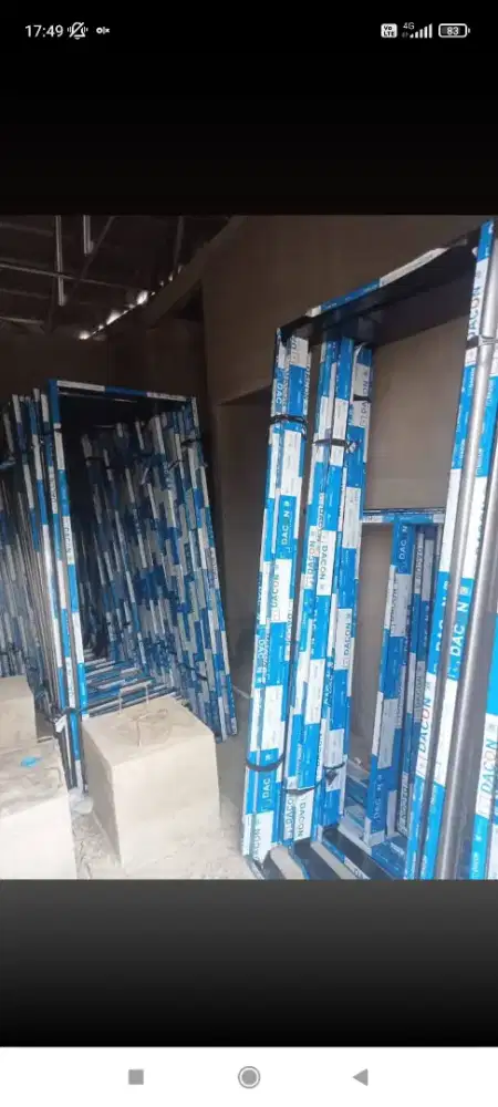 Kusen aluminium dan kaca