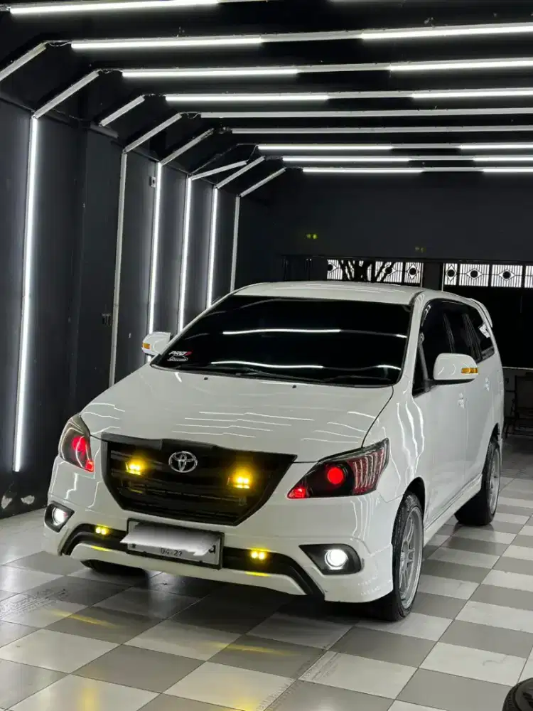 Dijual kijang Innova diesel istimewa terawat