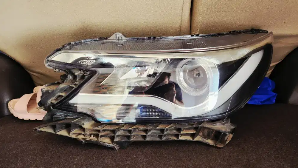 Headlamp CRV Gen 4 (2012-2014)