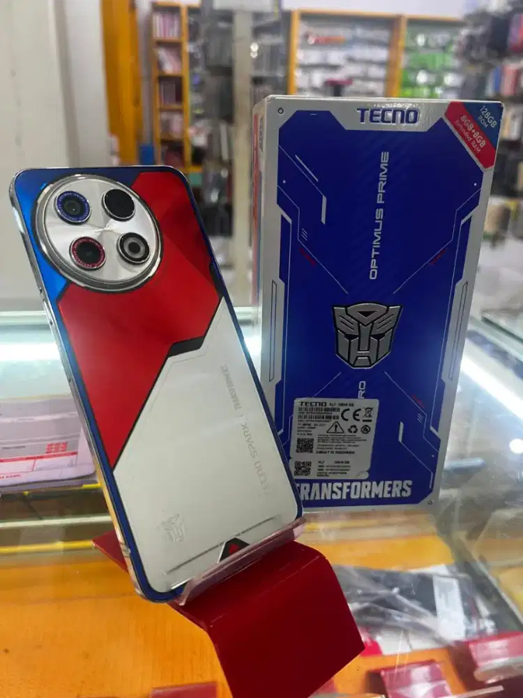 TECNO Spark 30 Pro 8/128 (Transformer Edition)