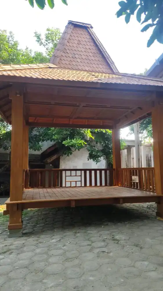 Gazebo joglo kayu jati