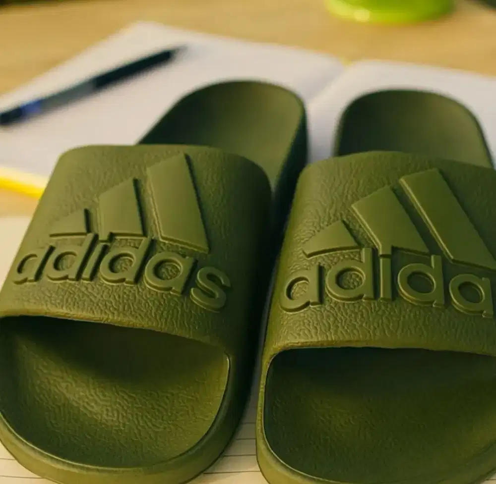 Sendal Adidas
Warna Hitam Navy Army 
Size 41 & 42